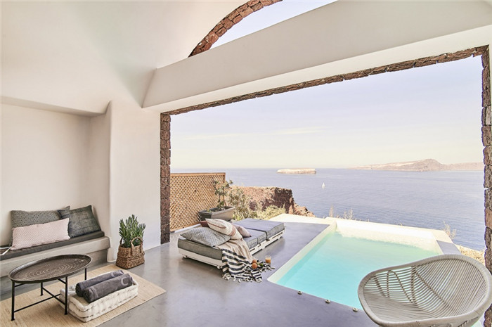 11-nature-eco-residences-santorini-by-george-zafiriou-960x639.jpg